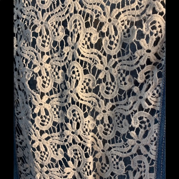 Lace back jean jacket - Picture 2 of 4